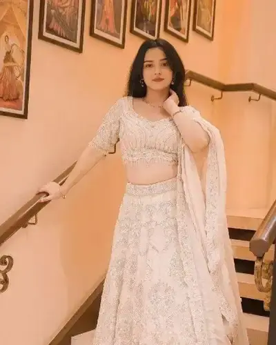 Escort Dhokali